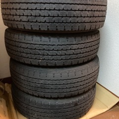 軽バン用　12インチ　145/80R12  スタッドレスの画像