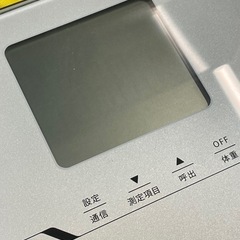 【中古】¥1,000 タニタ　体重計　簡単操作【II089】 の画像
