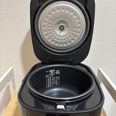 炊飯器5.5合炊き2018年製【9/27までの受取希望】の画像