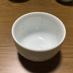茶碗 8つの画像