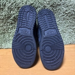 Jordan スニーカー ブラック 3.5Yの画像