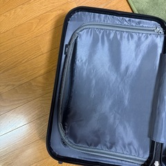 【訳あり】キャリーケース 1泊2日の画像