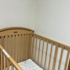 ミキハウス　ベビーベッドの画像