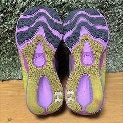 UNDER ARMOUR シューズの画像