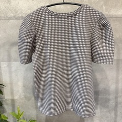 GU タックスリーブT S 半袖 ギンガムチェック　ダークグレー　レディースの画像