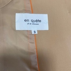 レディース　スーツ　ベージュ　9号の画像