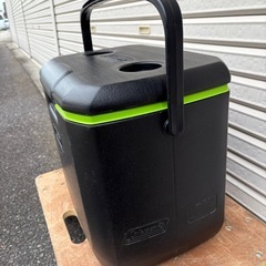 コールマン クーラーボックスの画像