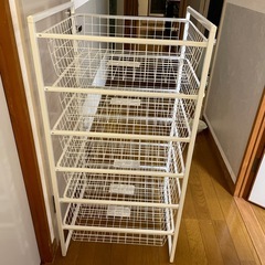 IKEAの収納家具の画像