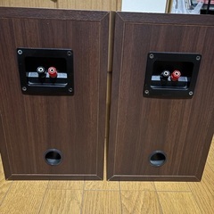 スピーカーエンクロージャーの画像