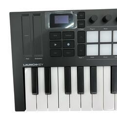 186000 現状品 LAUNCHKEY MINI　25 キーボード　通電動作確認済み　極美品★ ブラック [250825HM080048]の画像