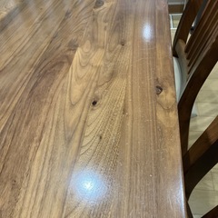 多数お問い合わせいただいていて全員にご返信出来かねます。ダイニングテーブルの画像