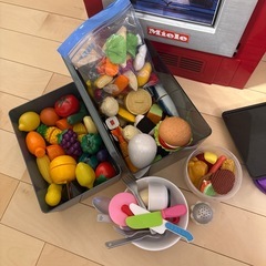 miele アイランドキッチン　おままごと
の画像