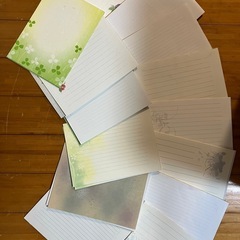 便箋14冊(全て使いかけのもの)の画像