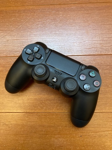 とても綺麗　【純正品】ワイヤレスコントローラー (DUALSHOCK 4) ジェット・ブラック (CUH-ZCT2J)