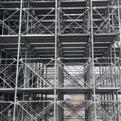足場工事　設備工事　コンクリート打設！！