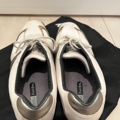 【〜9/14まで】【メンズ】FootJoy 27.5　ホワイト ゴルフシューズ スパイクレスの画像