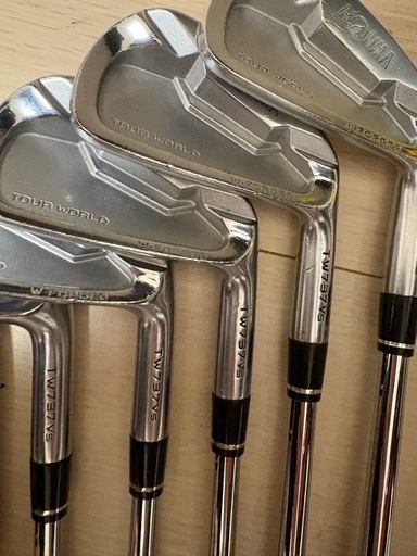 HONMA TW737vs modus tour105 S(5〜10)