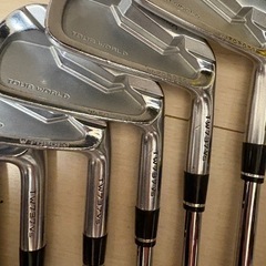 HONMA TW737vs modus tour105 S(5〜10)の画像