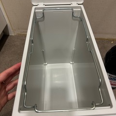 MUJIゴミ箱　蓋付き2個の画像
