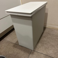 MUJIゴミ箱　蓋付き2個の画像