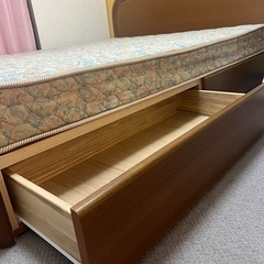 【フランスベッド】クイーンサイズの画像