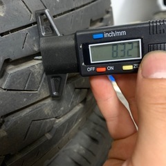 2023nissan NV350,caravam195/80/r15タイヤセットの画像