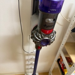  [2023年購入]Dyson V8 slim Fluffy Extra  の画像