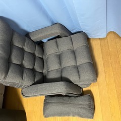 座椅子 リクライニング コンパクト 肘付き オットマン 14段階ギア おしゃれ 一人用 1人用 ベッド リクライニングチェア フロアチェア ハイチェア ソファ 椅子 チェア ハイバック 1人掛けソファー リビング お昼寝 ごろ寝 一人暮らし 新生活の画像