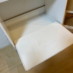 9/19まで！食器棚　ホワイトの画像