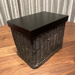 小物入れ　籐製・木製の画像