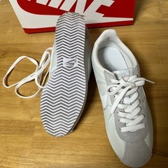 NIKEレディーススニーカーの画像