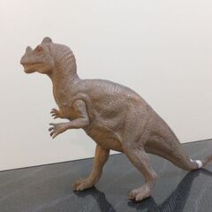 ケラトサウルス　フィギュア　ソフビの画像