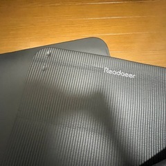 REODOEER 黒色ヨガマット（縦172×横57cm）ケース付き 使用感あり 500円の画像