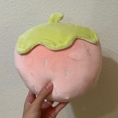 ハート いちご クッションの画像