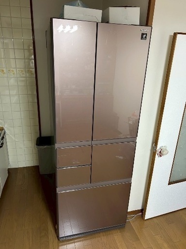【美品】SHARP 冷蔵庫 家庭用　大型 501L 2016年 SHARP 冷蔵庫 家庭用大型 501L 2016年