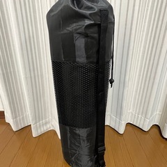 REODOEER 黒色ヨガマット（縦172×横57cm）ケース付き 使用感あり 500円の画像