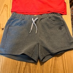 DESCENTE スポーツウェアの画像