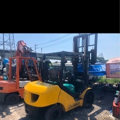 Komatsu 3.5 Deisel fork liftの画像