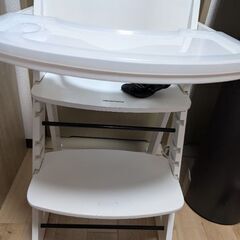 KATOJI プレミアムベビーチェア mamy（ホワイト）の画像