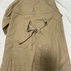 GAP ベージュコート リボン付きの画像