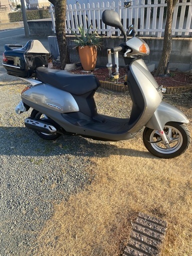 ホンダリード100