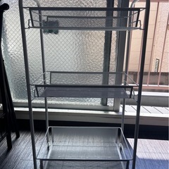 収納ラックの画像