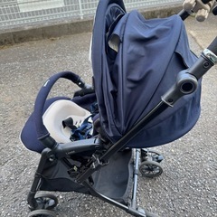 コンビ ベビーカーの画像