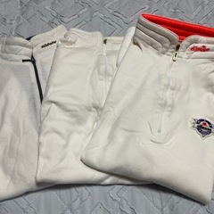 スキー用品　グローブ　ゴーグル　ニット帽ほかの画像