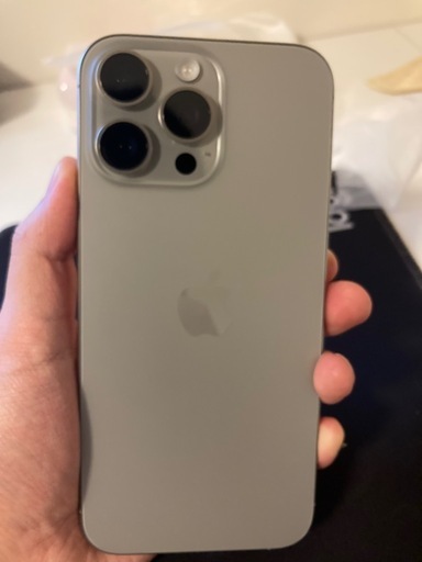 iPhone 16 pro max 256GB （未使用ケース付き）