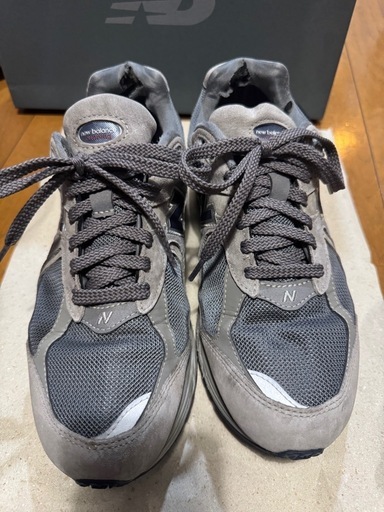 ニューバランス　2002R ゴアテックス