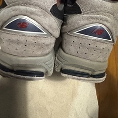 ニューバランス　2002R ゴアテックスの画像
