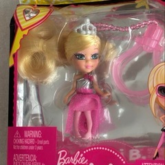 Barbie mini B ピンクドレス　キーホルダーの画像
