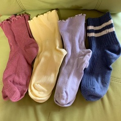 レディース　カラー　ソックス　4点セットの画像