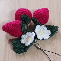 イチゴのストラップの画像